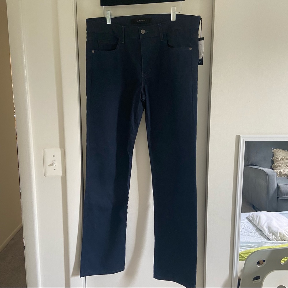 Dark wash Joe’s jeans